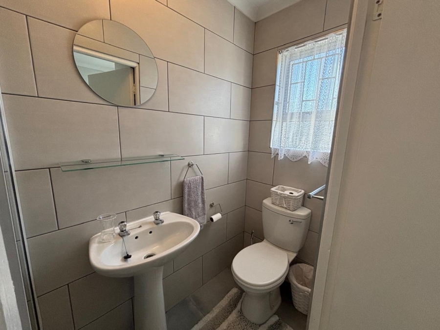 2 Bedroom Property for Sale in Hartenbos Central Western Cape